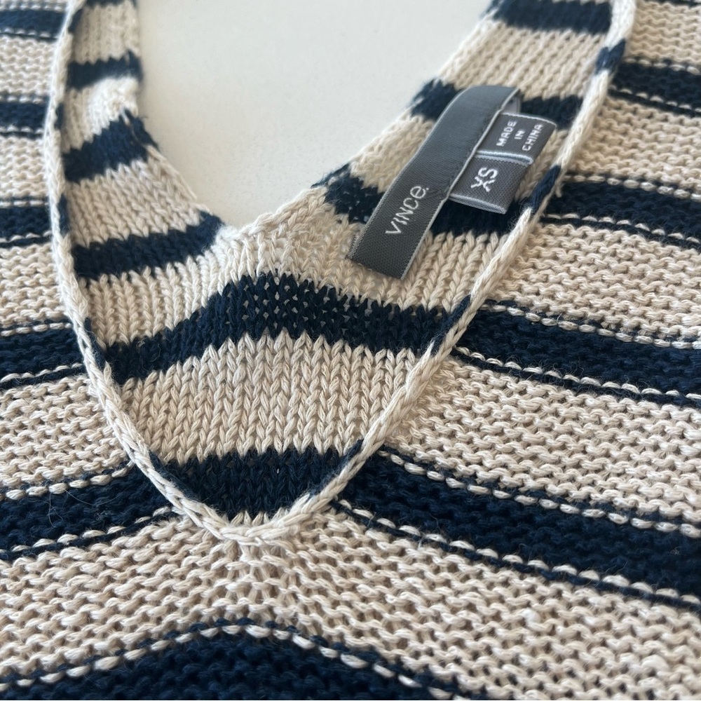 Vince Linen Striped Sweater Navy Cream V-Neck Lightweight, XS - Picture 4 of 6